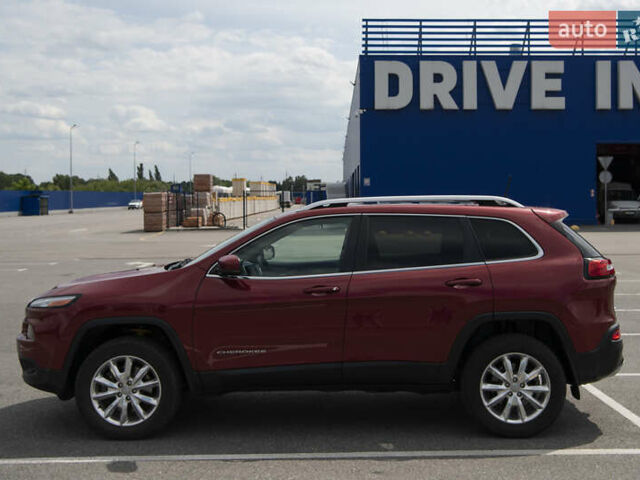 Джип Cherokee 2016 у Полтаві на Automoto.ua Червоний Джип Cherokee, об'ємом двигуна 3.24 л та пробігом 93 тис. км за 16700 $, фото 4 на Automoto.ua