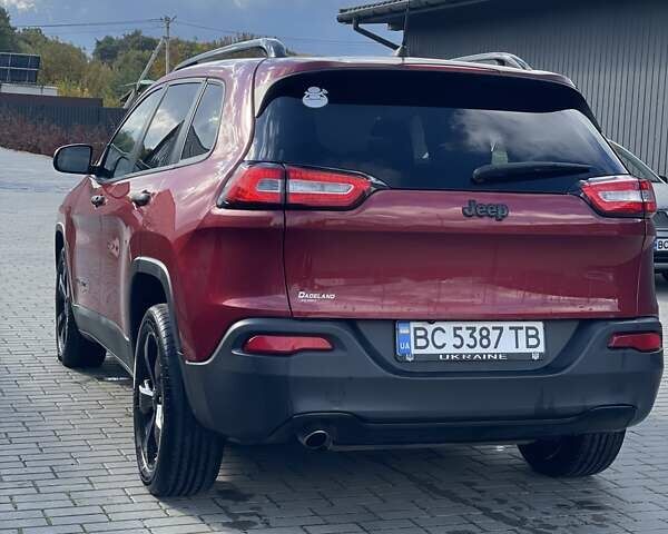 Красный Джип Чероки, объемом двигателя 2.36 л и пробегом 106 тыс. км за 12500 $, фото 7 на Automoto.ua