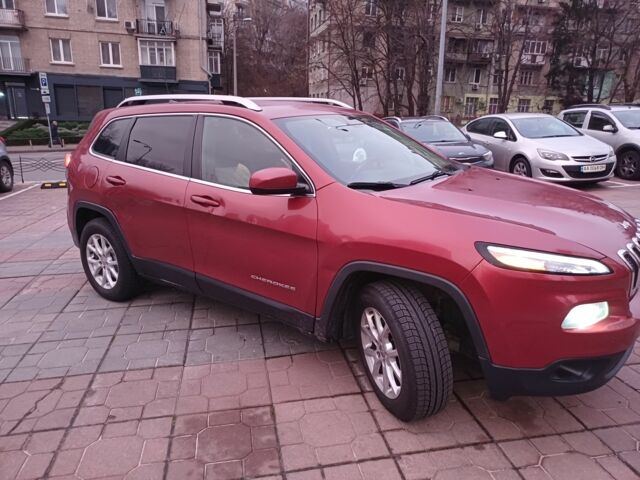 Червоний Джип Cherokee, об'ємом двигуна 2.4 л та пробігом 127 тис. км за 12000 $, фото 2 на Automoto.ua