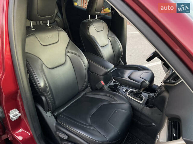 Червоний Джип Cherokee, об'ємом двигуна 2.4 л та пробігом 99 тис. км за 13800 $, фото 29 на Automoto.ua