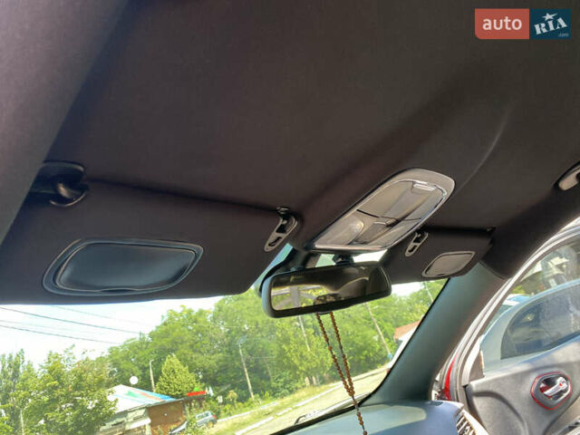 Красный Джип Чероки, объемом двигателя 2.36 л и пробегом 75 тыс. км за 15300 $, фото 31 на Automoto.ua