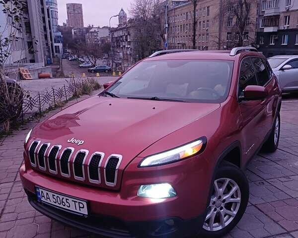 Красный Джип Чероки, объемом двигателя 2.4 л и пробегом 127 тыс. км за 12000 $, фото 11 на Automoto.ua