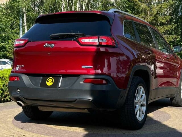 Красный Джип Чероки, объемом двигателя 2.4 л и пробегом 160 тыс. км за 12999 $, фото 6 на Automoto.ua