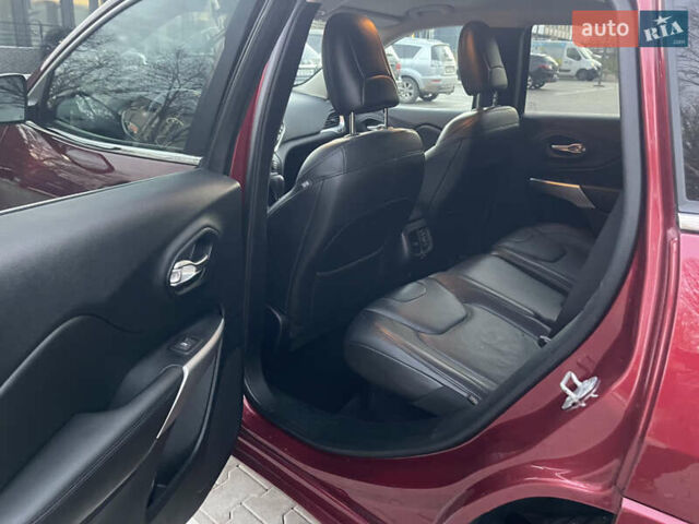 Червоний Джип Cherokee, об'ємом двигуна 3.2 л та пробігом 230 тис. км за 15000 $, фото 16 на Automoto.ua