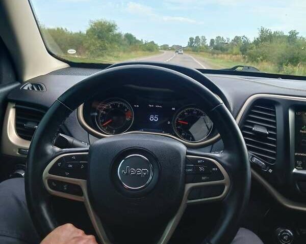 Красный Джип Чероки, объемом двигателя 2.4 л и пробегом 162 тыс. км за 12500 $, фото 39 на Automoto.ua