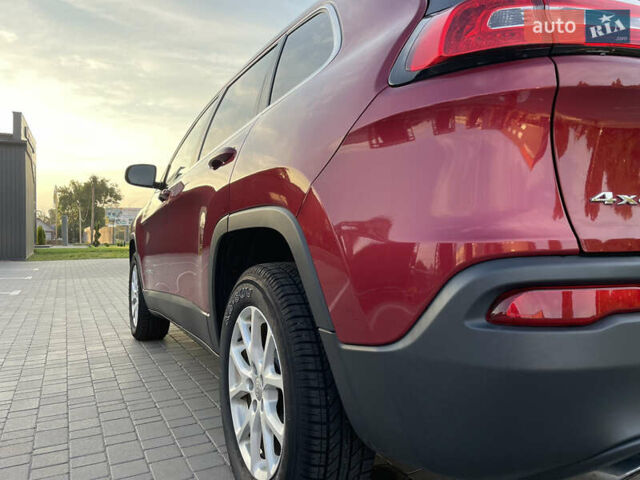 Червоний Джип Cherokee, об'ємом двигуна 2.4 л та пробігом 99 тис. км за 13800 $, фото 19 на Automoto.ua