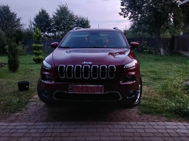 Червоний Джип Cherokee, об'ємом двигуна 2.4 л та пробігом 162 тис. км за 12000 $, фото 2 на Automoto.ua
