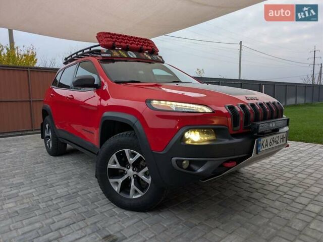 Красный Джип Чероки, объемом двигателя 3.24 л и пробегом 58 тыс. км за 22999 $, фото 6 на Automoto.ua