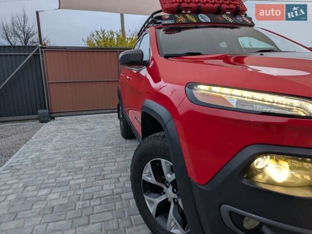 Красный Джип Чероки, объемом двигателя 3.24 л и пробегом 58 тыс. км за 22999 $, фото 3 на Automoto.ua