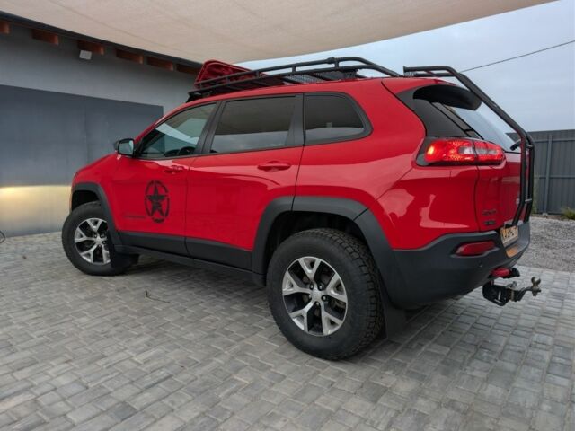 Красный Джип Чероки, объемом двигателя 3.2 л и пробегом 58 тыс. км за 23000 $, фото 5 на Automoto.ua