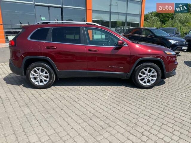 Червоний Джип Cherokee, об'ємом двигуна 2.4 л та пробігом 63 тис. км за 15900 $, фото 7 на Automoto.ua