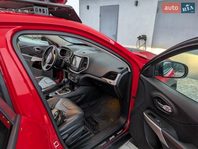 Красный Джип Чероки, объемом двигателя 3.24 л и пробегом 58 тыс. км за 22999 $, фото 13 на Automoto.ua