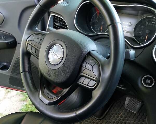 Красный Джип Чероки, объемом двигателя 3.24 л и пробегом 110 тыс. км за 23700 $, фото 24 на Automoto.ua