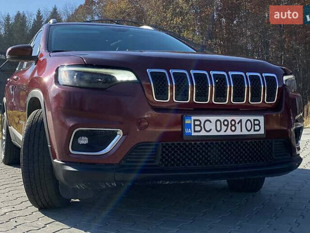 Красный Джип Чероки, объемом двигателя 2.36 л и пробегом 65 тыс. км за 13500 $, фото 2 на Automoto.ua