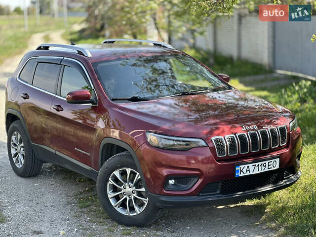 Красный Джип Чероки, объемом двигателя 2.36 л и пробегом 123 тыс. км за 14300 $, фото 8 на Automoto.ua