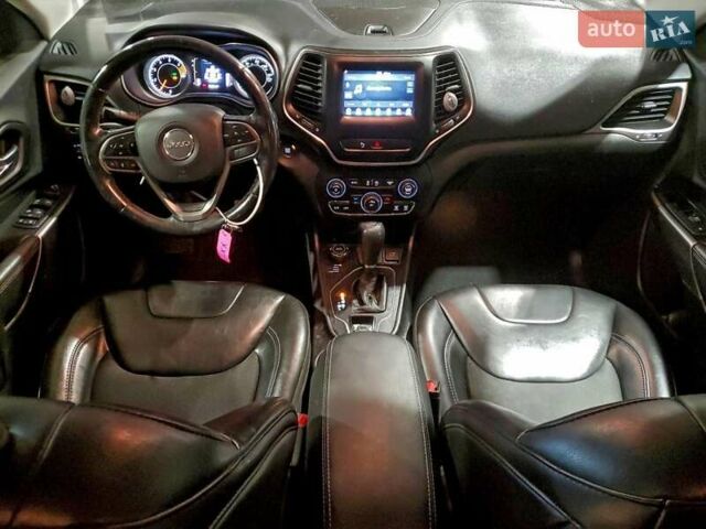 Червоний Джип Cherokee, об'ємом двигуна 2.36 л та пробігом 126 тис. км за 3600 $, фото 6 на Automoto.ua