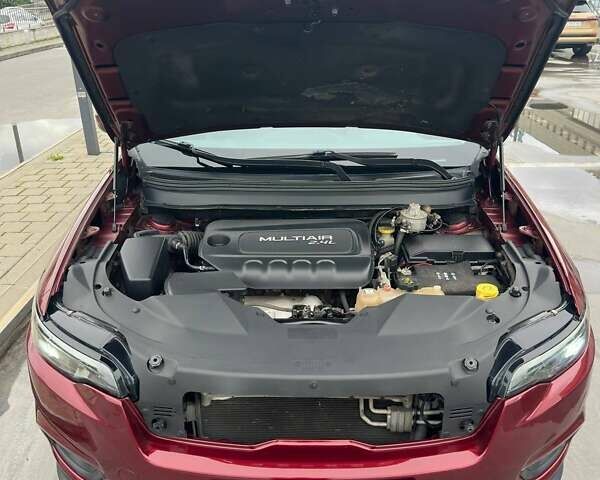 Джип Чероки 2018 в Львове на Automoto.ua Красный Джип Чероки, объемом двигателя 2.36 л и пробегом 165 тыс. км за 16000 $, фото 9 на Automoto.ua