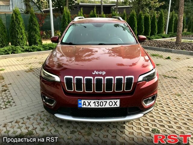 Красный Джип Чероки, объемом двигателя 2.4 л и пробегом 210 тыс. км за 14500 $, фото 1 на Automoto.ua