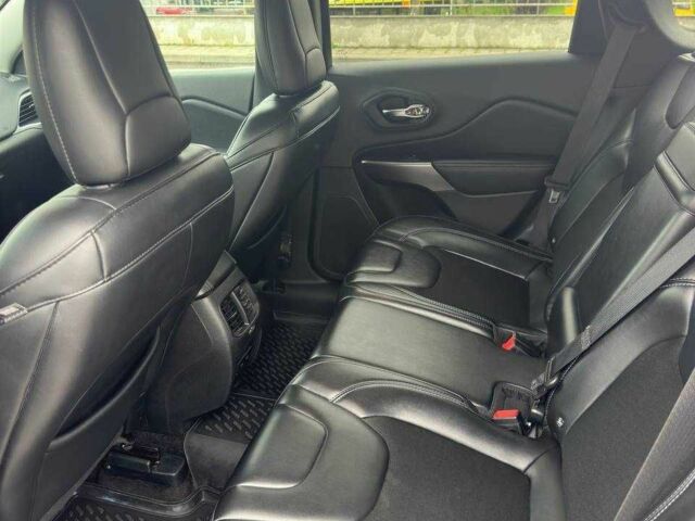 Джип Чероки 2018 в Львове на Automoto.ua Красный Джип Чероки, объемом двигателя 2.4 л и пробегом 165 тыс. км за 16000 $, фото 18 на Automoto.ua