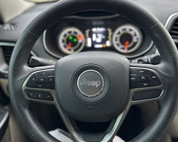 Червоний Джип Cherokee, об'ємом двигуна 2.36 л та пробігом 199 тис. км за 15300 $, фото 11 на Automoto.ua