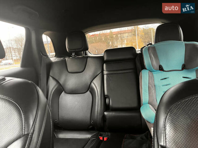 Красный Джип Чероки, объемом двигателя 2 л и пробегом 109 тыс. км за 19500 $, фото 25 на Automoto.ua