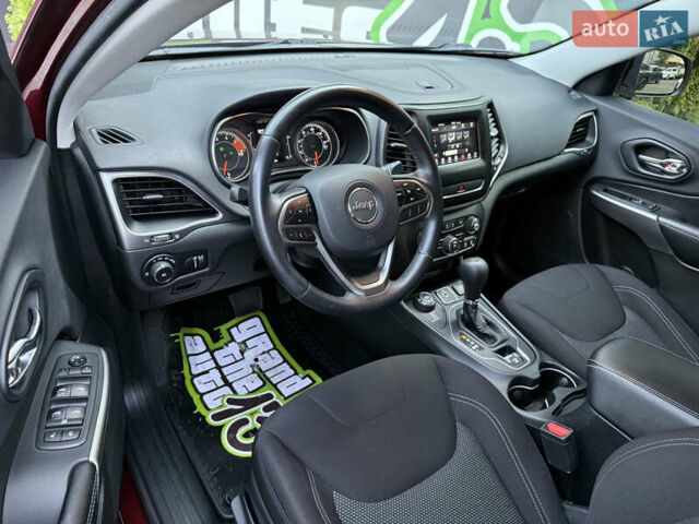 Красный Джип Чероки, объемом двигателя 3.24 л и пробегом 88 тыс. км за 15800 $, фото 20 на Automoto.ua