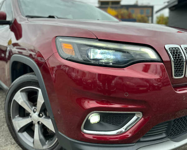 Джип Чероки 2018 в Буче на Automoto.ua Красный Джип Чероки, объемом двигателя 2 л и пробегом 87 тыс. км за 17999 $, фото 2 на Automoto.ua