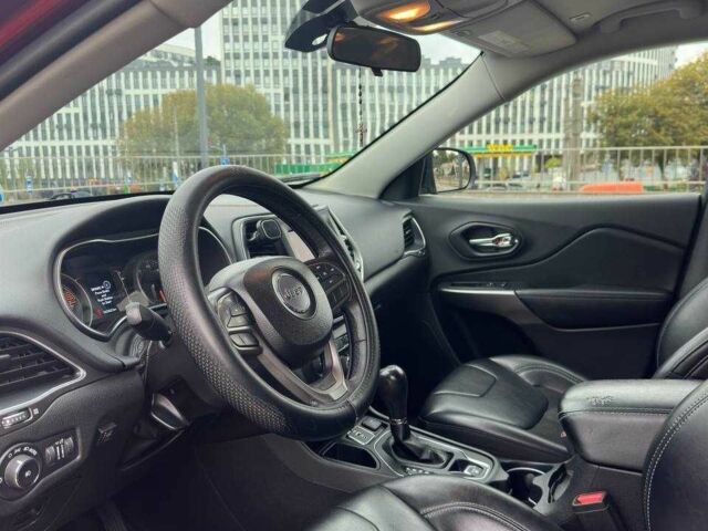 Джип Чероки 2018 в Львове на Automoto.ua Красный Джип Чероки, объемом двигателя 2.4 л и пробегом 165 тыс. км за 16000 $, фото 14 на Automoto.ua