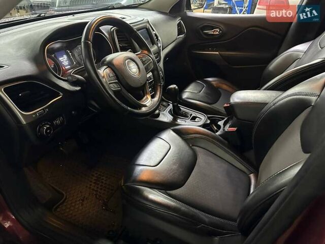 Красный Джип Чероки, объемом двигателя 3.24 л и пробегом 91 тыс. км за 18500 $, фото 14 на Automoto.ua