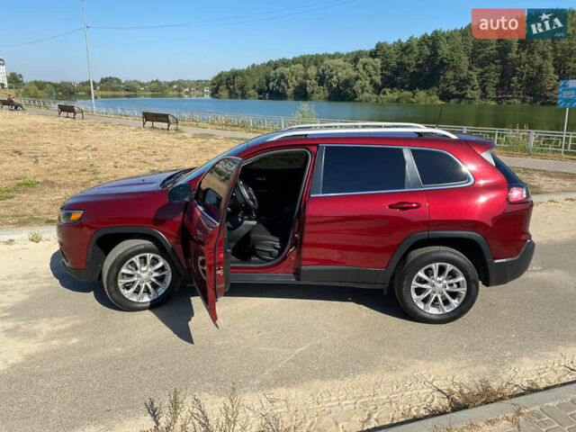 Джип Чероки 2018 в Киеве на Automoto.ua Красный Джип Чероки, объемом двигателя 2.36 л и пробегом 62 тыс. км за 15500 $, фото 5 на Automoto.ua