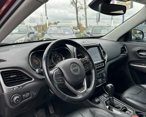 Красный Джип Чероки, объемом двигателя 2 л и пробегом 87 тыс. км за 17999 $, фото 28 на Automoto.ua