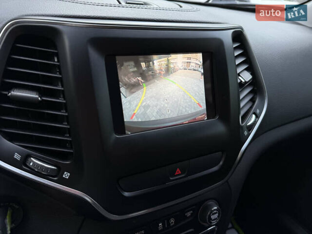 Красный Джип Чероки, объемом двигателя 3.24 л и пробегом 88 тыс. км за 15800 $, фото 36 на Automoto.ua