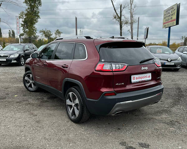 Джип Чероки 2018 в Буче на Automoto.ua Красный Джип Чероки, объемом двигателя 2 л и пробегом 87 тыс. км за 17999 $, фото 12 на Automoto.ua