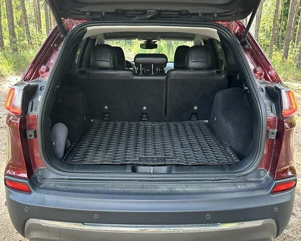 Червоний Джип Cherokee, об'ємом двигуна 2 л та пробігом 87 тис. км за 18300 $, фото 16 на Automoto.ua