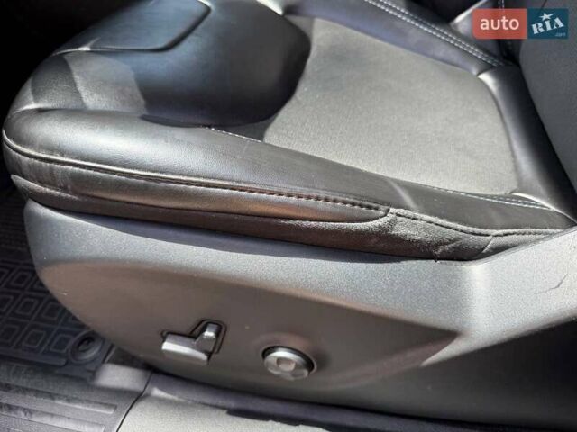 Червоний Джип Cherokee, об'ємом двигуна 3.24 л та пробігом 192 тис. км за 17000 $, фото 22 на Automoto.ua