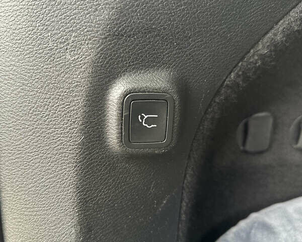 Джип Чероки 2018 в Буче на Automoto.ua Красный Джип Чероки, объемом двигателя 2 л и пробегом 87 тыс. км за 17999 $, фото 17 на Automoto.ua