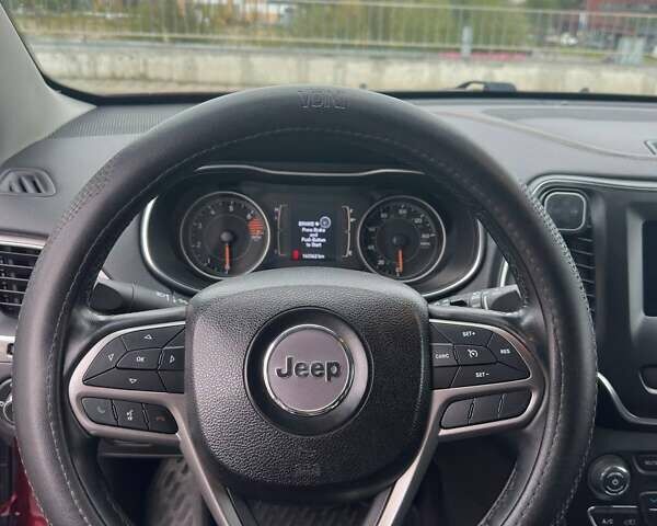 Джип Чероки 2018 в Львове на Automoto.ua Красный Джип Чероки, объемом двигателя 2.36 л и пробегом 165 тыс. км за 16000 $, фото 19 на Automoto.ua
