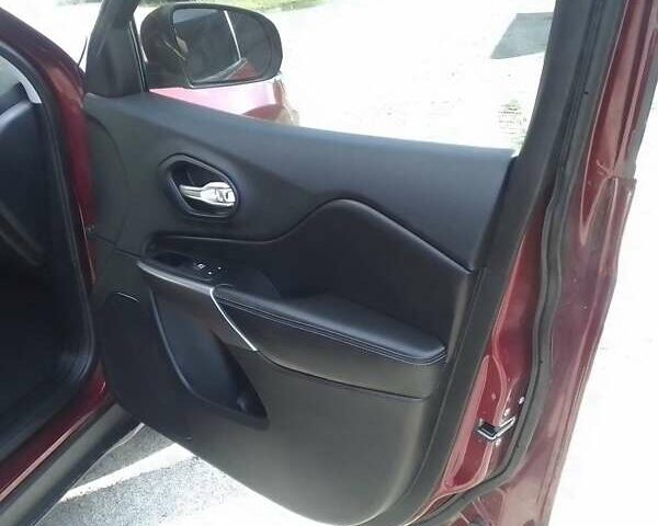 Джип Чероки 2018 в Черкассах на Automoto.ua Красный Джип Чероки, объемом двигателя 2.4 л и пробегом 163 тыс. км за 14500 $, фото 14 на Automoto.ua