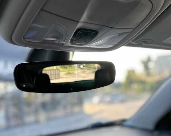 Червоний Джип Cherokee, об'ємом двигуна 3.24 л та пробігом 164 тис. км за 19000 $, фото 11 на Automoto.ua