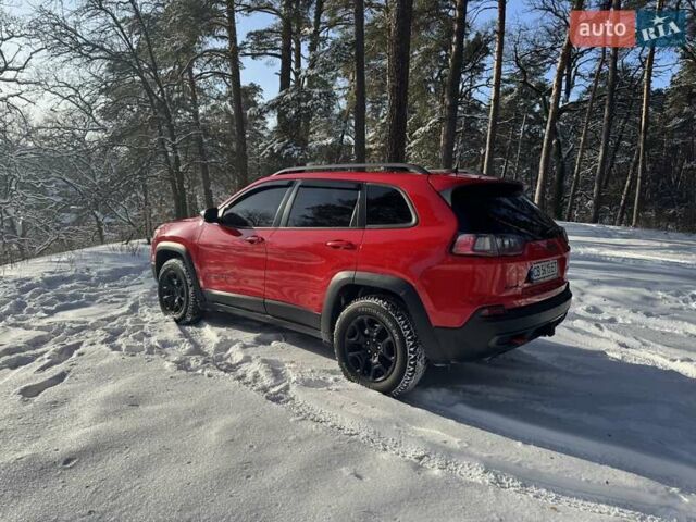 Червоний Джип Cherokee, об'ємом двигуна 3.24 л та пробігом 258 тис. км за 18999 $, фото 2 на Automoto.ua