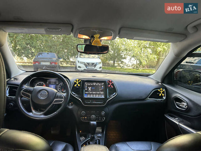 Червоний Джип Cherokee, об'ємом двигуна 2.36 л та пробігом 129 тис. км за 16999 $, фото 12 на Automoto.ua