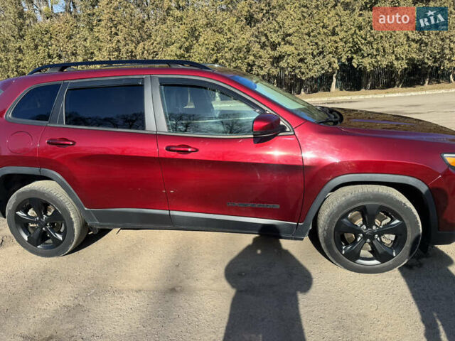Червоний Джип Cherokee, об'ємом двигуна 2.36 л та пробігом 100 тис. км за 17300 $, фото 12 на Automoto.ua