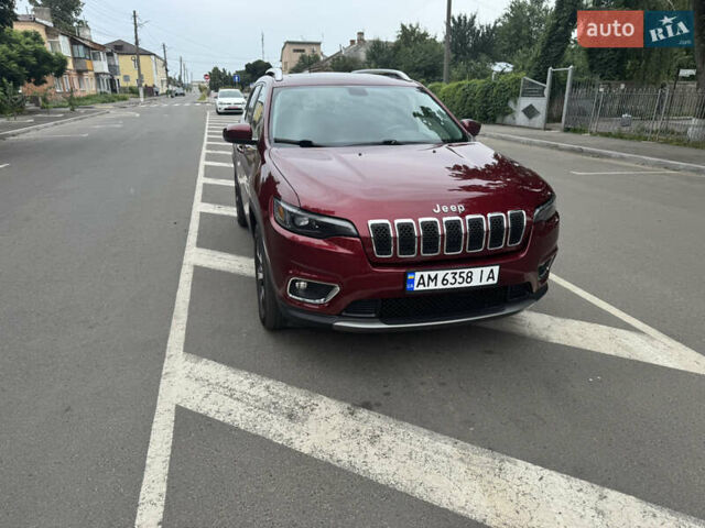 Червоний Джип Cherokee, об'ємом двигуна 3.24 л та пробігом 48 тис. км за 21000 $, фото 1 на Automoto.ua