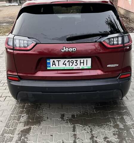 Красный Джип Чероки, объемом двигателя 2.36 л и пробегом 155 тыс. км за 17500 $, фото 3 на Automoto.ua