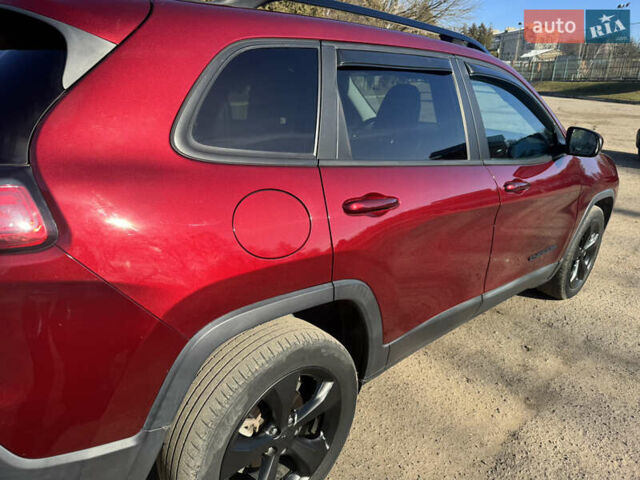 Червоний Джип Cherokee, об'ємом двигуна 2.36 л та пробігом 100 тис. км за 17300 $, фото 9 на Automoto.ua