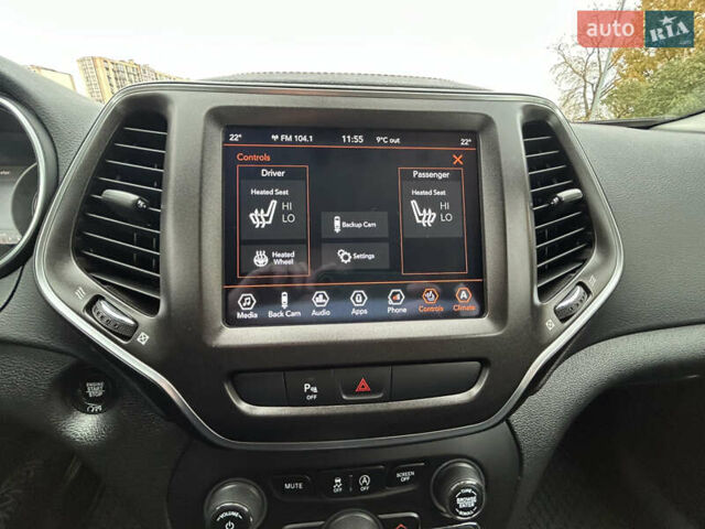 Червоний Джип Cherokee, об'ємом двигуна 1.99 л та пробігом 80 тис. км за 23500 $, фото 25 на Automoto.ua
