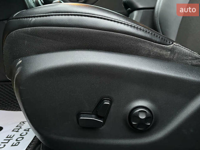 Красный Джип Чероки, объемом двигателя 2.36 л и пробегом 155 тыс. км за 17300 $, фото 20 на Automoto.ua