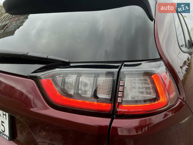 Червоний Джип Cherokee, об'ємом двигуна 1.99 л та пробігом 80 тис. км за 23500 $, фото 45 на Automoto.ua