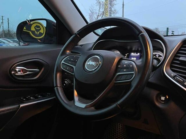 Красный Джип Чероки, объемом двигателя 2.4 л и пробегом 155 тыс. км за 17300 $, фото 16 на Automoto.ua