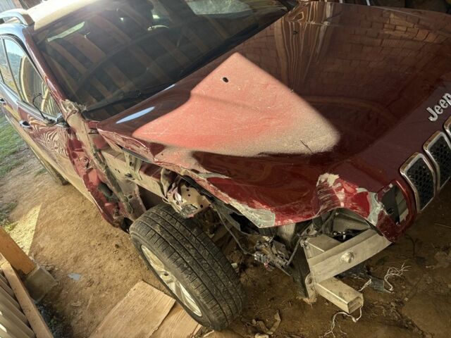 Червоний Джип Cherokee, об'ємом двигуна 2.4 л та пробігом 16 тис. км за 9800 $, фото 4 на Automoto.ua